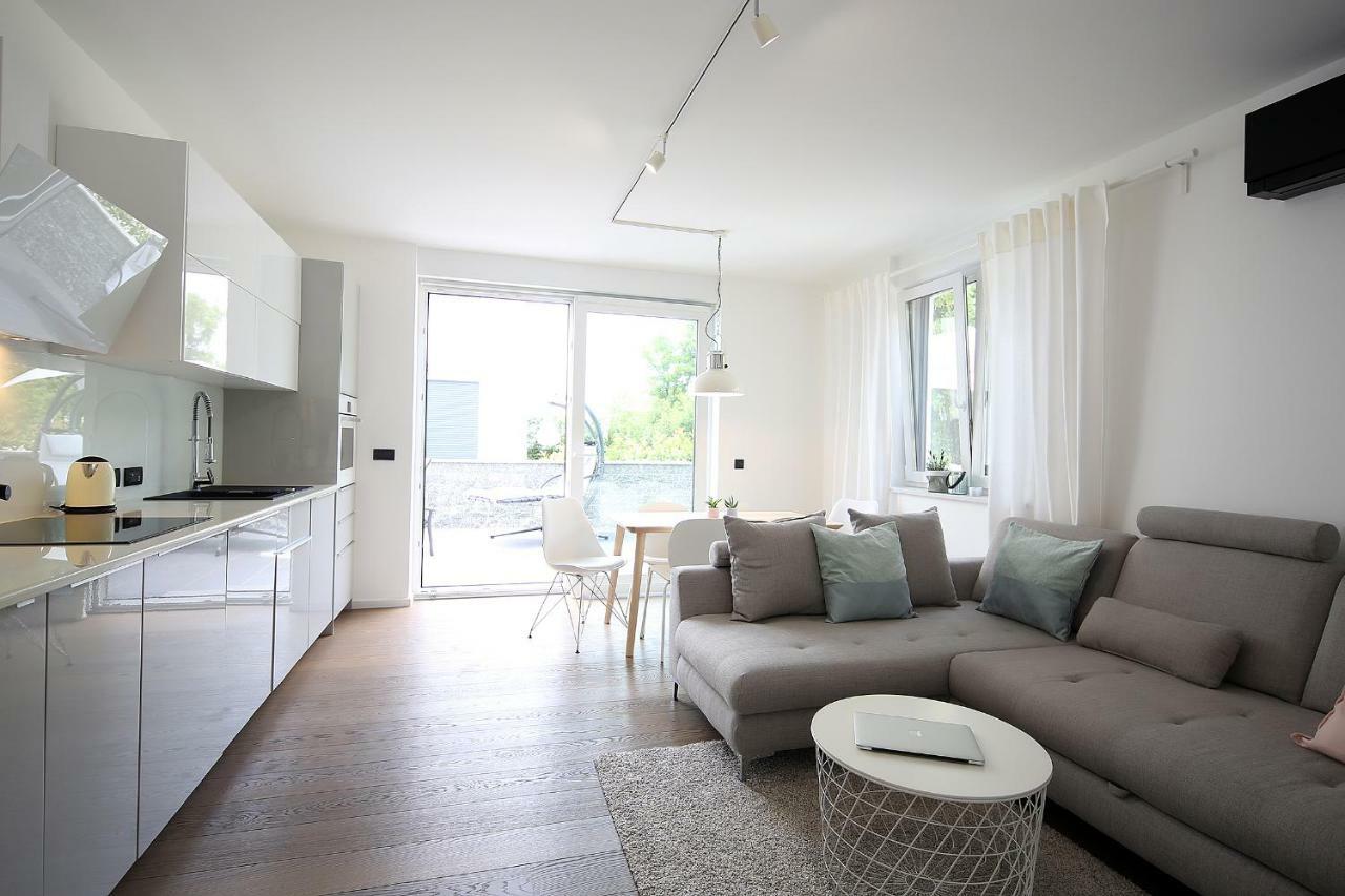 The View Luxury Apartment Dramalj Extérieur photo