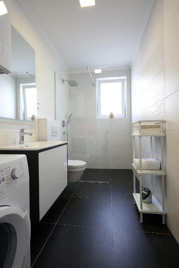 The View Luxury Apartment Dramalj Extérieur photo