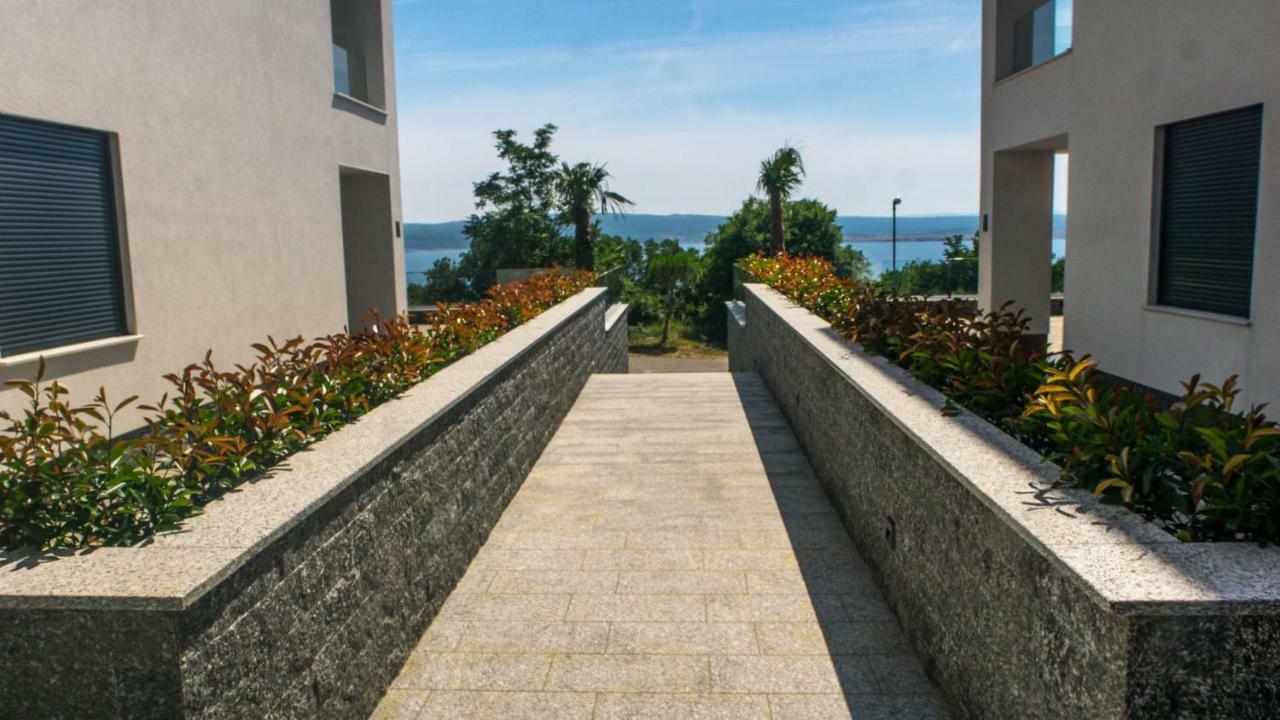 The View Luxury Apartment Dramalj Extérieur photo