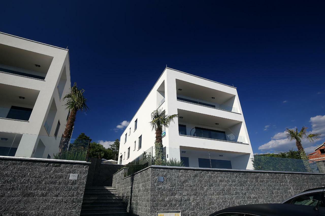 The View Luxury Apartment Dramalj Extérieur photo